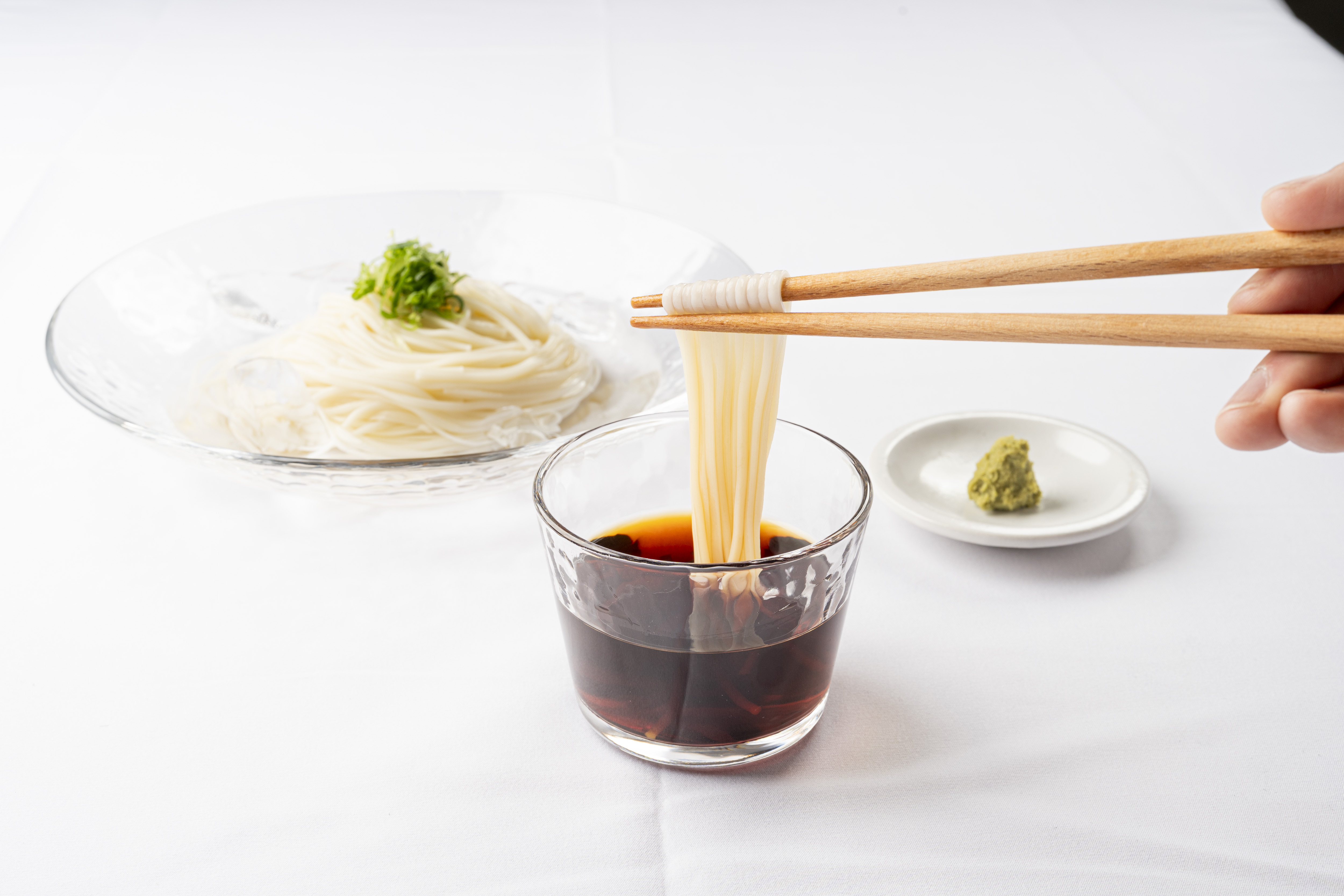 手延べそうめん 箸上げ つゆ前面